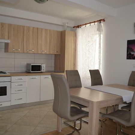 Apartment Michael Крк Экстерьер фото