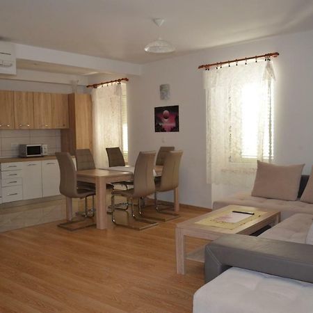 Apartment Michael Крк Экстерьер фото
