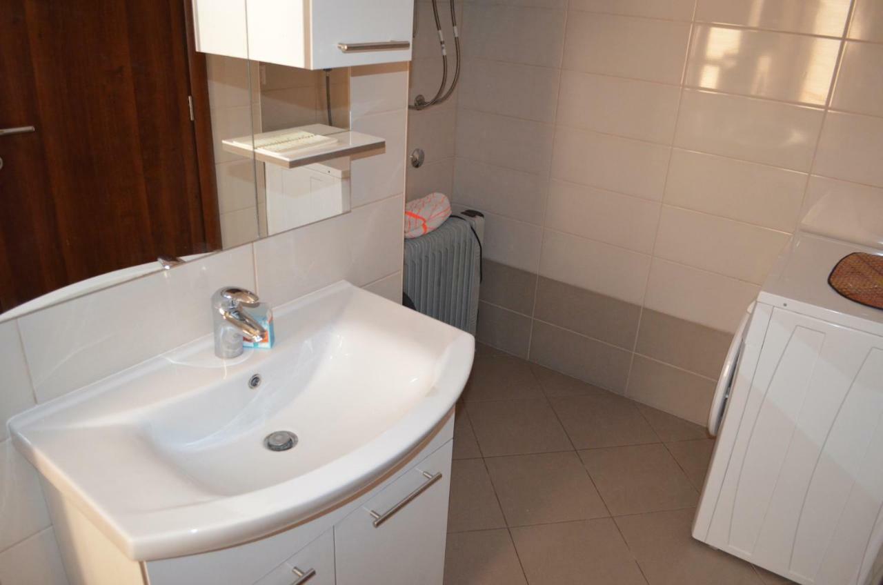 Apartment Michael Крк Экстерьер фото